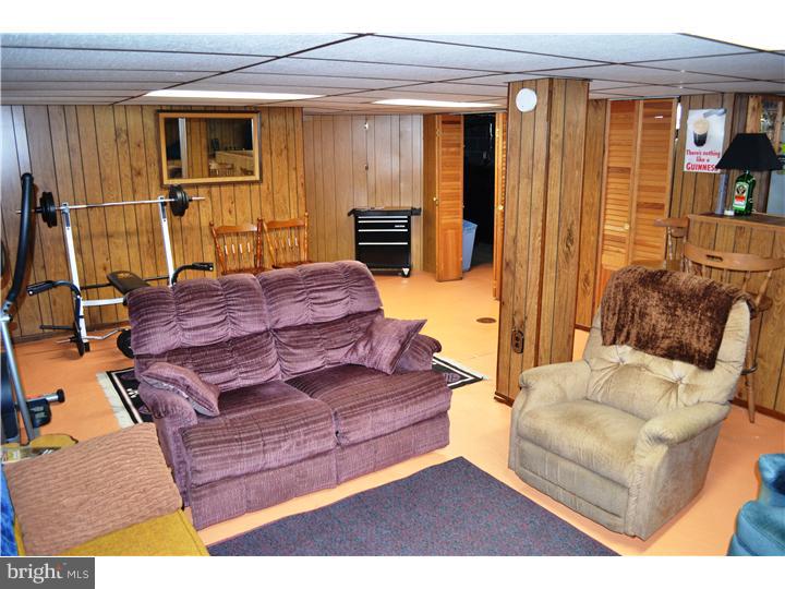 1329 Logan Street Reading, PA 19607 - Photo 14 of 24 Family Room