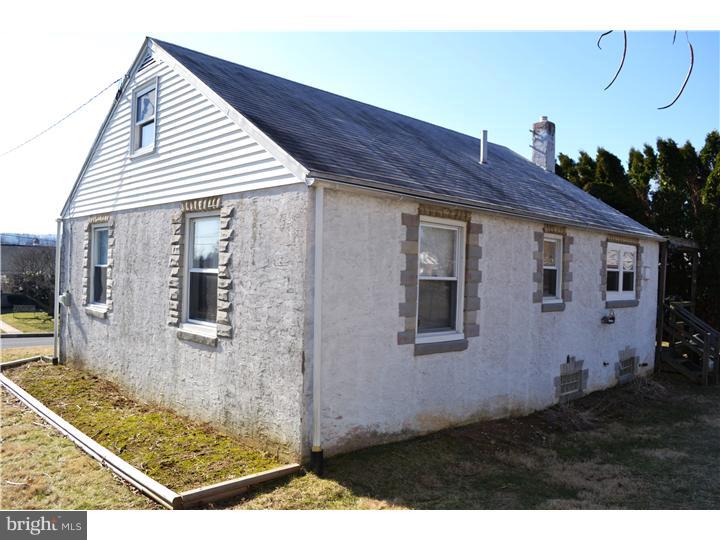 1329 Logan Street Reading, PA 19607 - Photo 22 of 24 Exterior Side