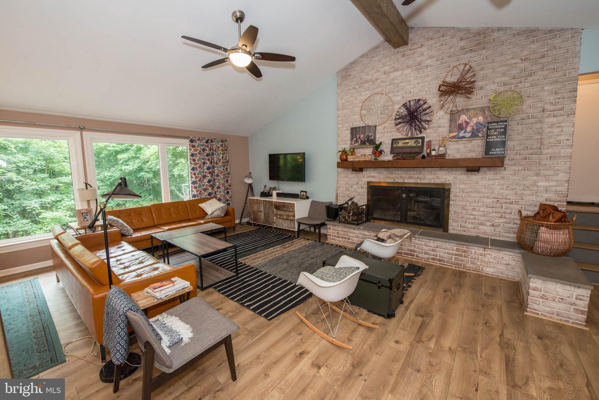 618 Callowhill Road Perkasie, PA 18944 - Photo 8 of 38