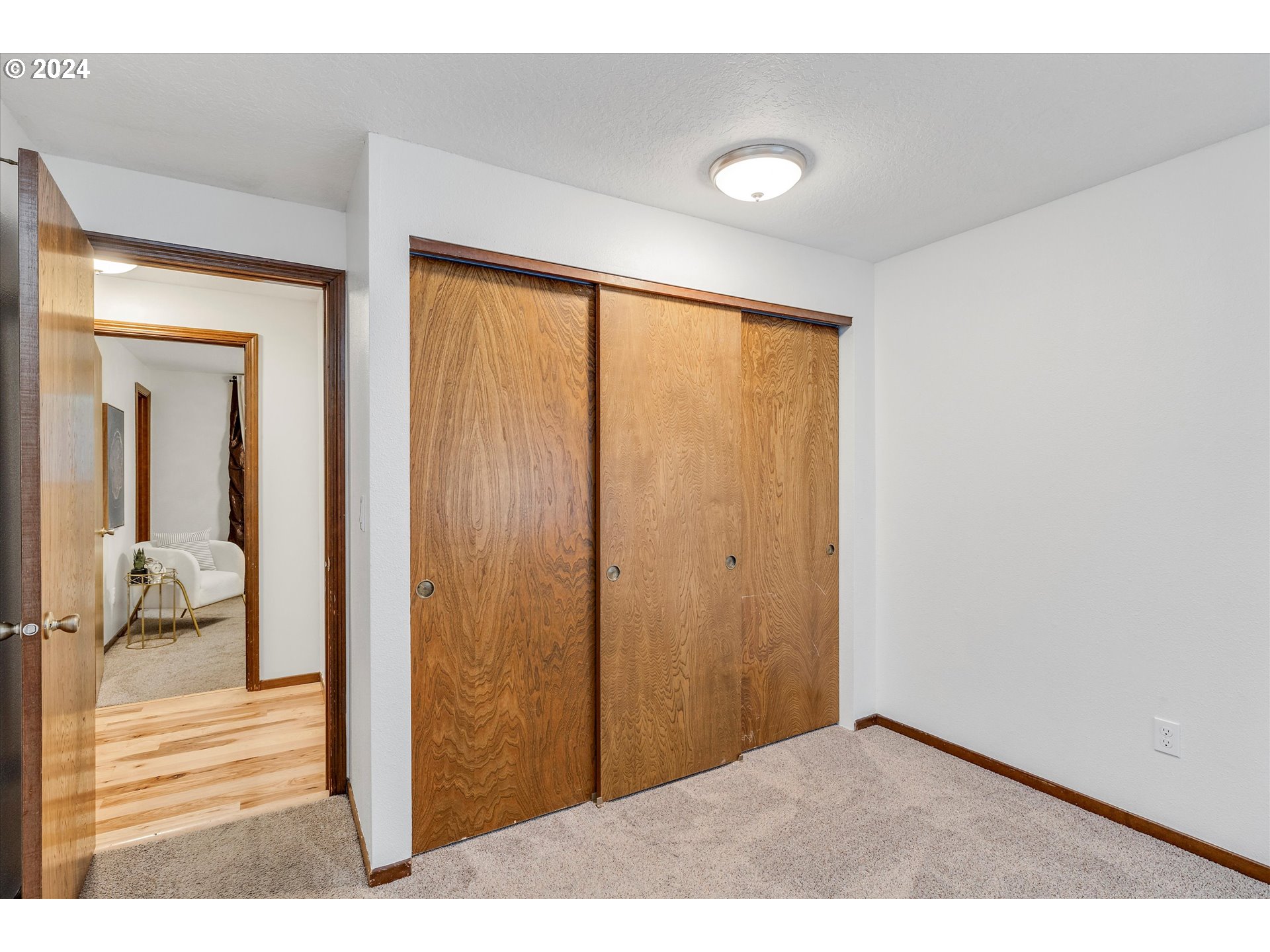 7233 Southwest Capitol Hill Road Portland, OR 97219 - Photo 17 of 34 Gallery Image 17