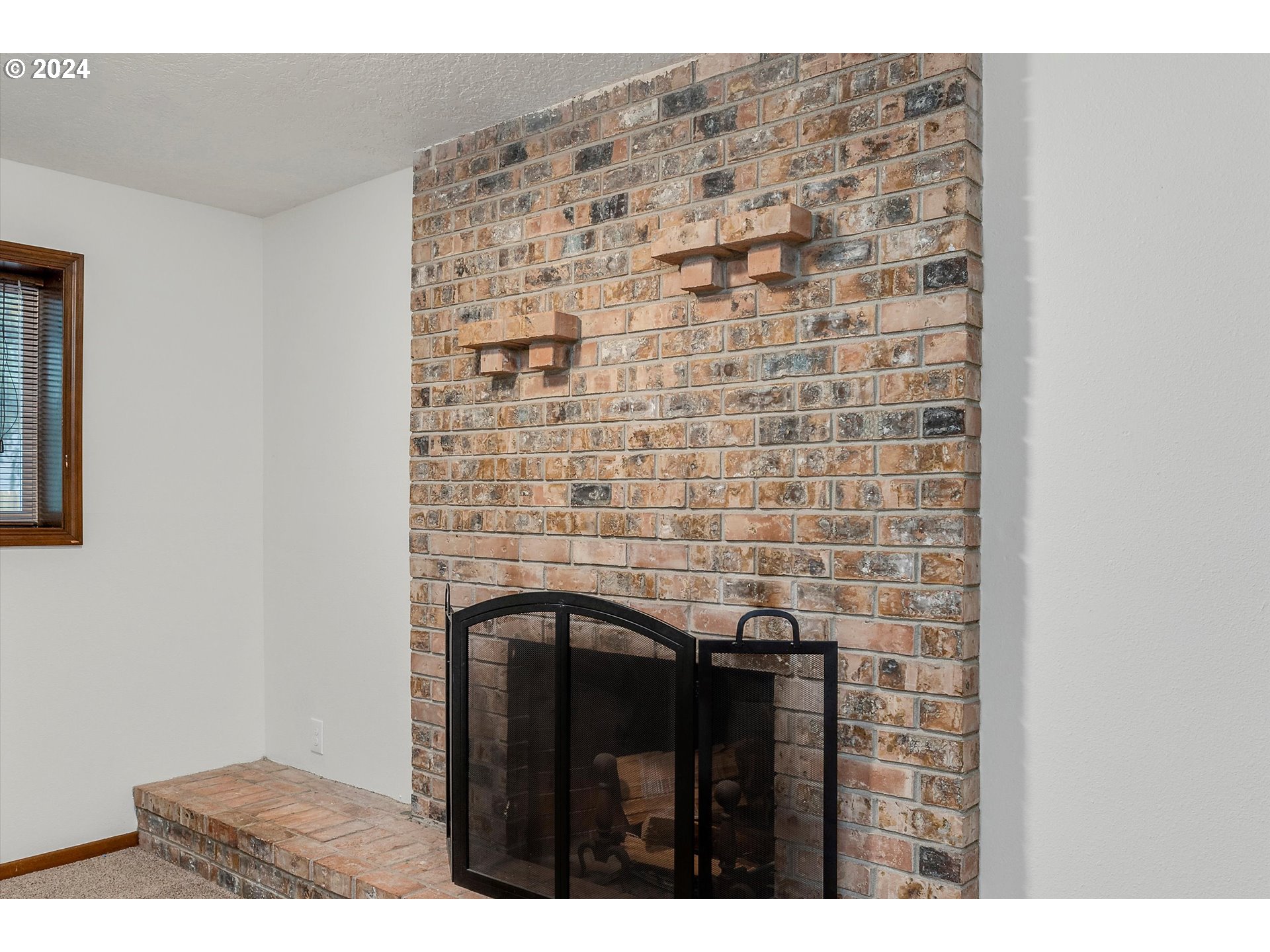 7233 Southwest Capitol Hill Road Portland, OR 97219 - Photo 22 of 34 Gallery Image 22
