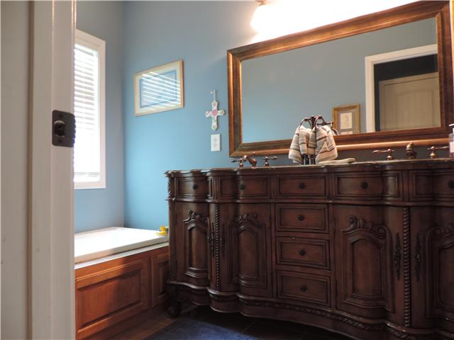 2432 Gene Fitzgerald Road Columbia, TN 38401 - Photo 11 of 20 Gallery Image 11