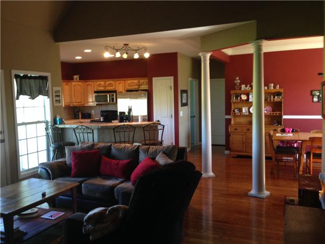 2432 Gene Fitzgerald Road Columbia, TN 38401 - Photo 4 of 20 Gallery Image 4