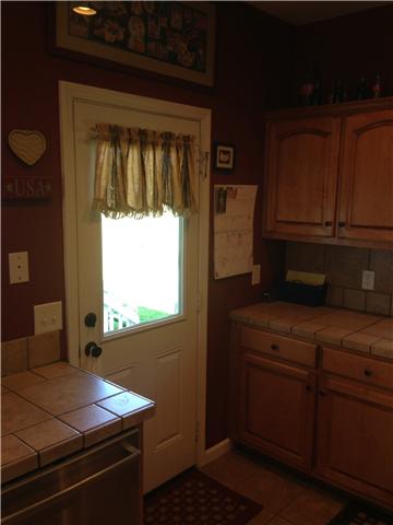 2432 Gene Fitzgerald Road Columbia, TN 38401 - Photo 8 of 20 Gallery Image 8