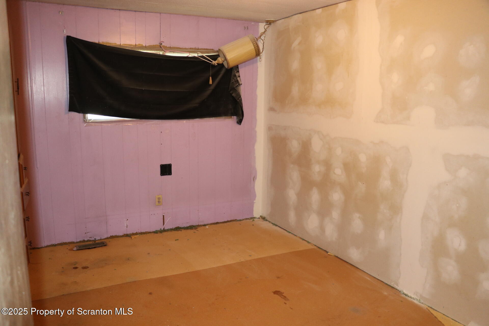 74 Matthews Road Moscow, PA 18444 - Photo 21 of 33 a view of walk in closet