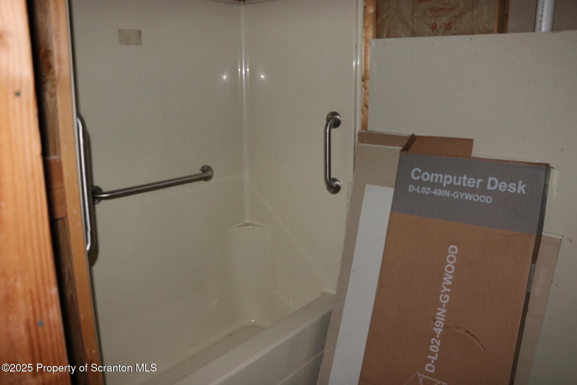 74 Matthews Road Moscow, PA 18444 - Photo 25 of 33 a bathroom with a shower