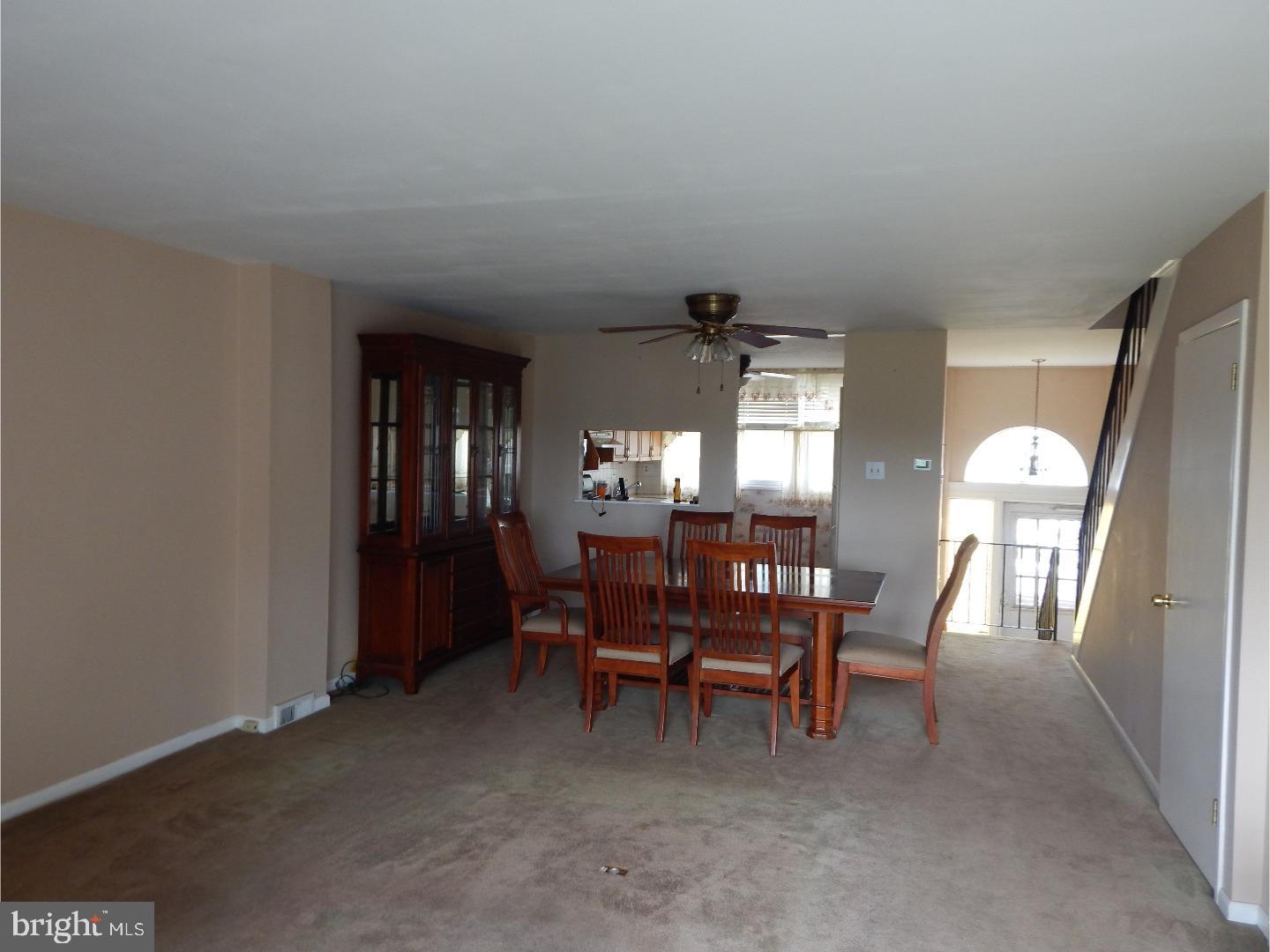 4161 Whiting Road Philadelphia, PA 19154 - Photo 3 of 13 Living Room