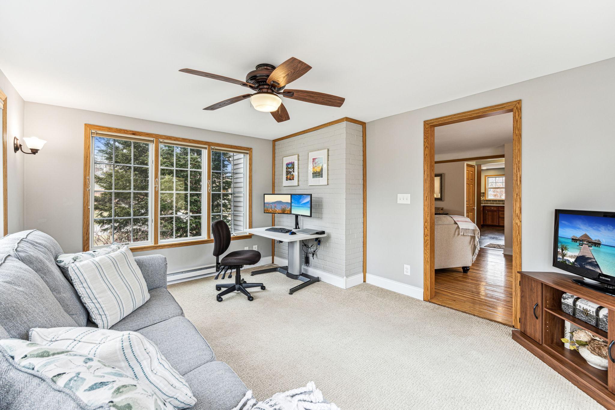 201 Maple Hill Road Hopkins, MN 55343 - Photo 11 of 32