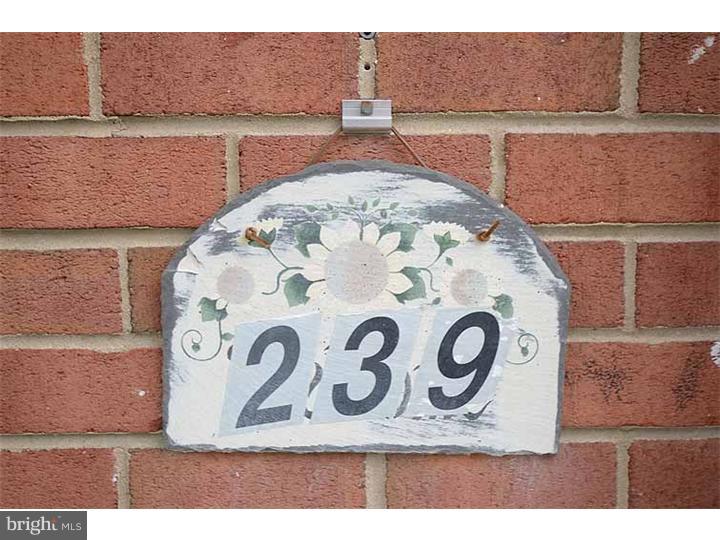 239 Bailey Road Bryn Mawr, PA 19010 - Photo 4 of 24