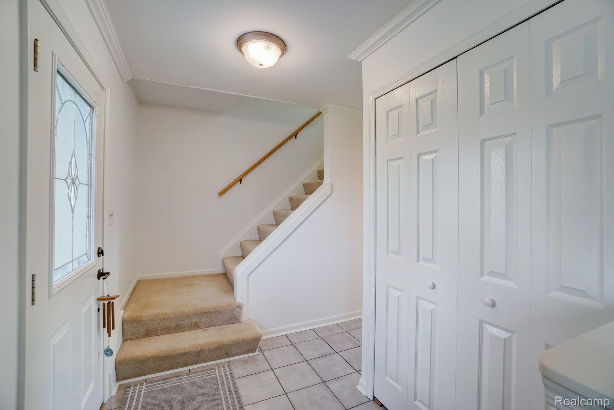 4530 Rohr Road Clarkston, MI 48348 - Photo 7 of 48 Plenty of closet