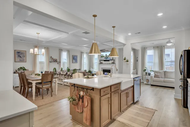 $599,000 | 472 Rowley Lane, Summerville, SC 29486