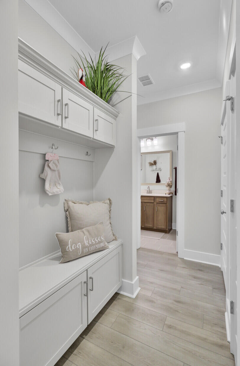 472 Rowley Lane Summerville, SC 29486 - Photo 23 of 65 25_25_mls