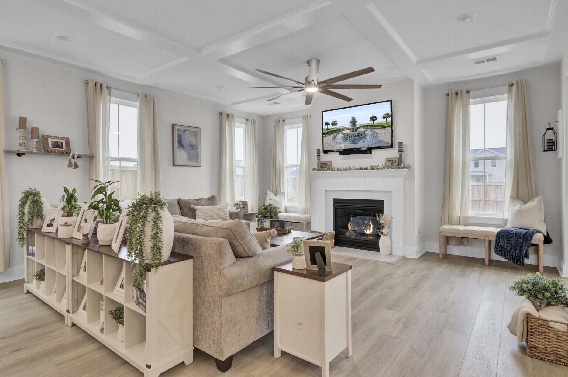 472 Rowley Lane Summerville, SC 29486 - Photo 7 of 65 09_9_mls