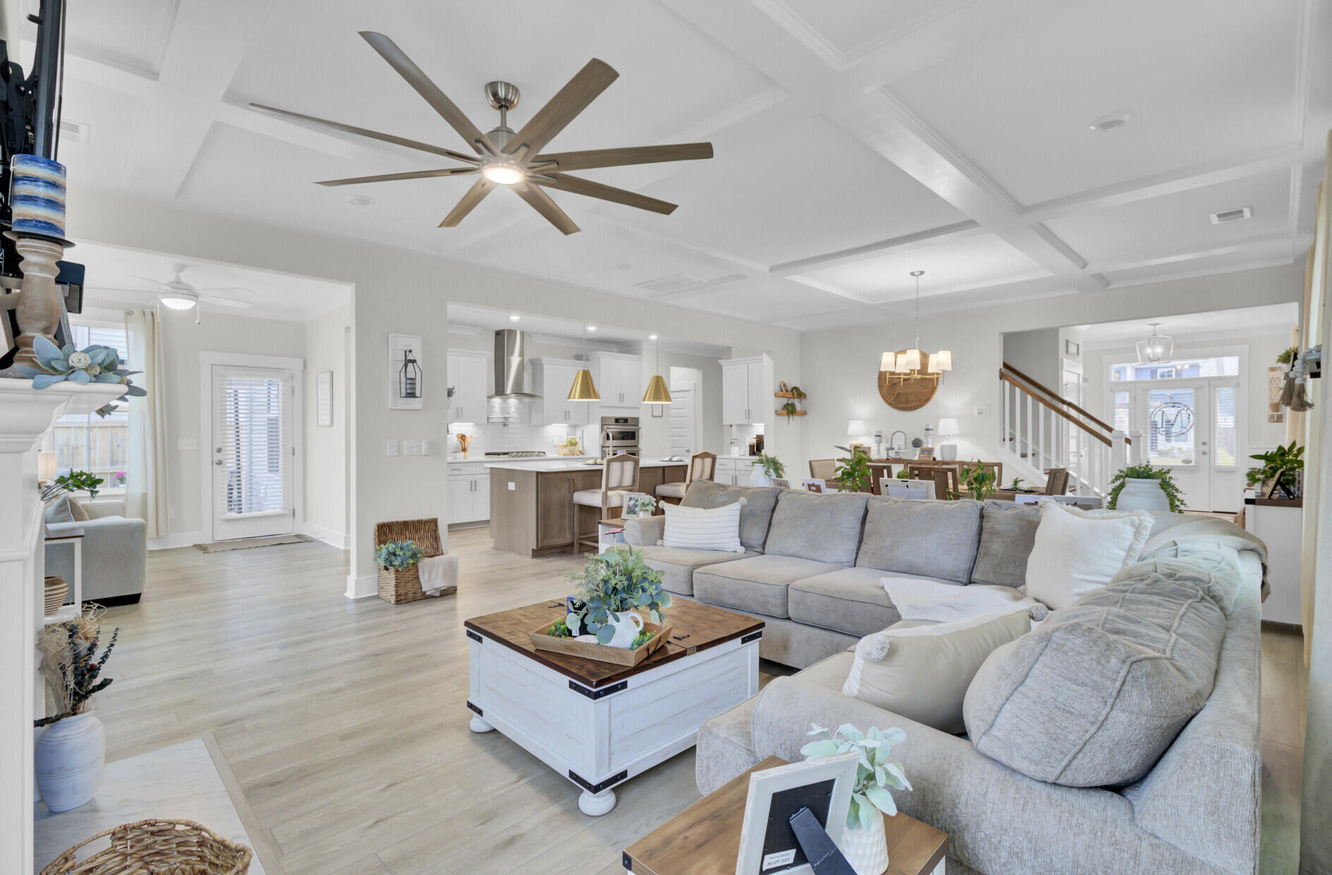 472 Rowley Lane Summerville, SC 29486 - Photo 9 of 65 11_11_mls