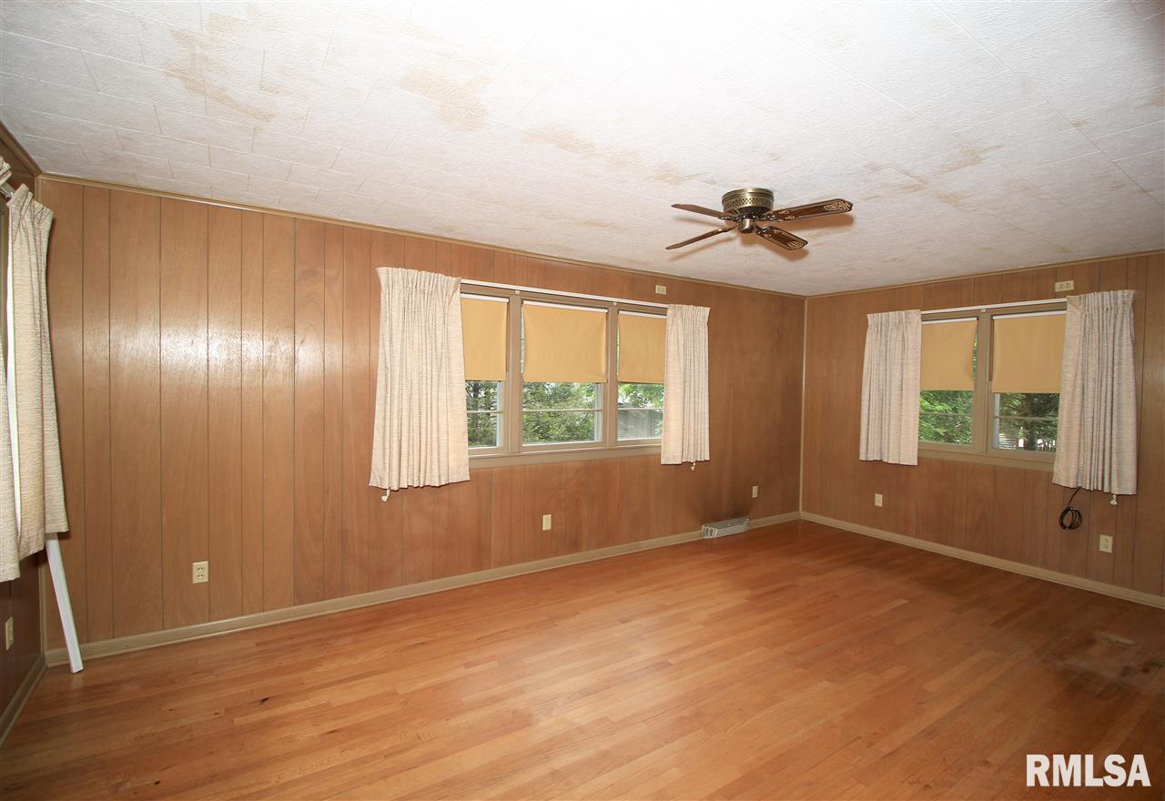 3309 Garfield Street Clinton, IA 52732 - Photo 5 of 15 Gallery Image 5