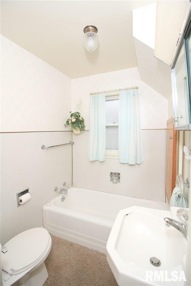 3309 Garfield Street Clinton, IA 52732 - Photo 8 of 15 Gallery Image 8