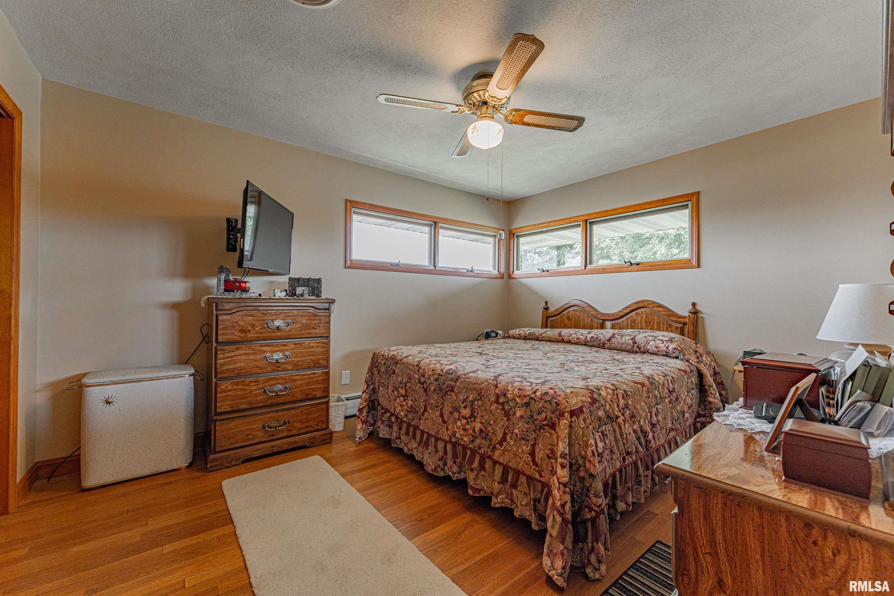 1390 Airport Road Lincoln, IL 62656 - Photo 19 of 34