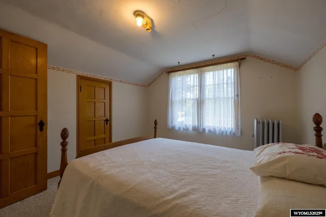 $249,900 | 334 North 3rd Street, Douglas, WY 82633