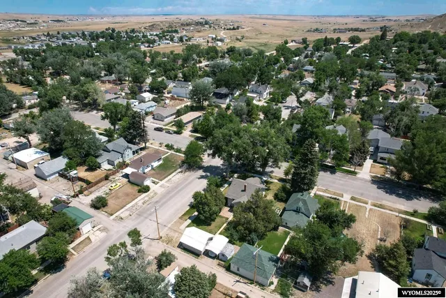 $249,900 | 334 North 3rd Street, Douglas, WY 82633