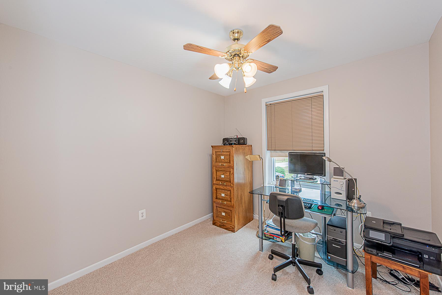 5388 Eliots Oak Road Columbia, MD 21044 - Photo 21 of 24 Newly Carpeted Third Bedroom