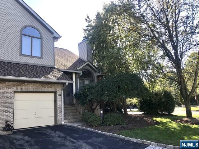 a front view of house with yard