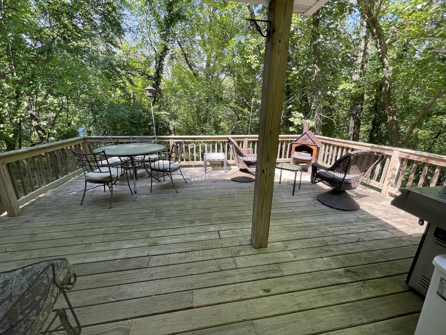 27-58 Woodhaven Lakes Sublette, IL 61367 - Photo 4 of 12 a view of sitting area with furniture