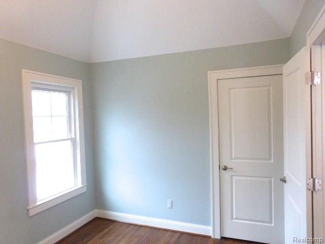 847 Fisher Road Grosse Pointe, MI 48230 - Photo 16 of 16 P1010974.JPG