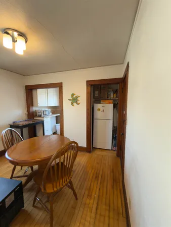 $1,450 | 213 South Broom Street, Unit 3, Madison, WI 53703