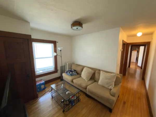 $1,450 | 213 South Broom Street, Unit 3, Madison, WI 53703