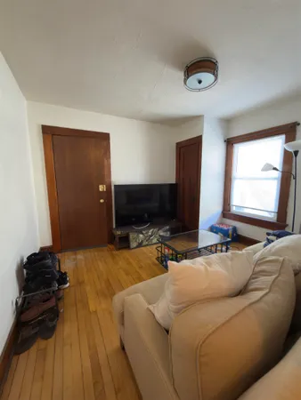 $1,450 | 213 South Broom Street, Unit 3, Madison, WI 53703