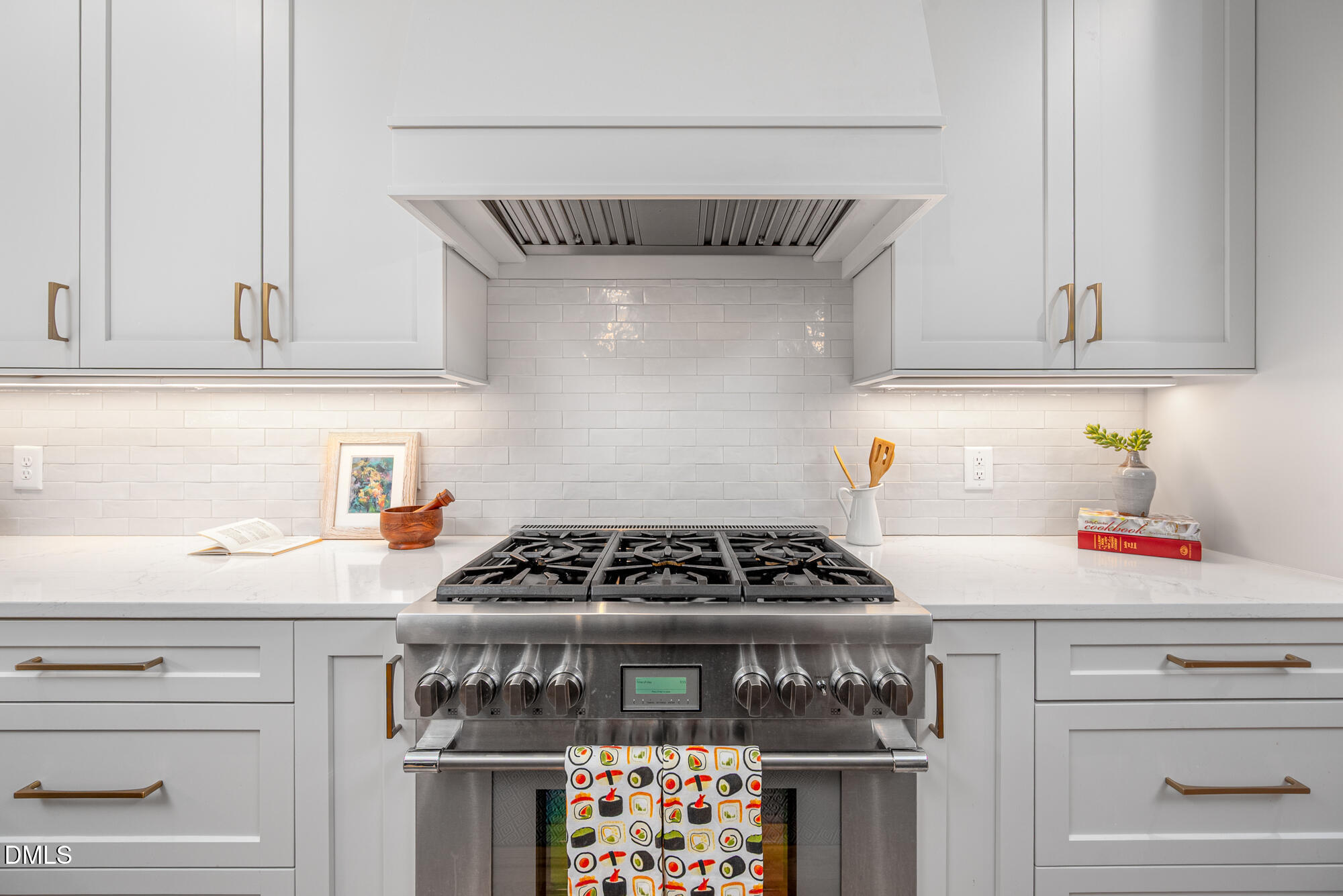 1220 Hillview Road Chapel Hill, NC 27514 - Photo 17 of 47 1220Hillview-13