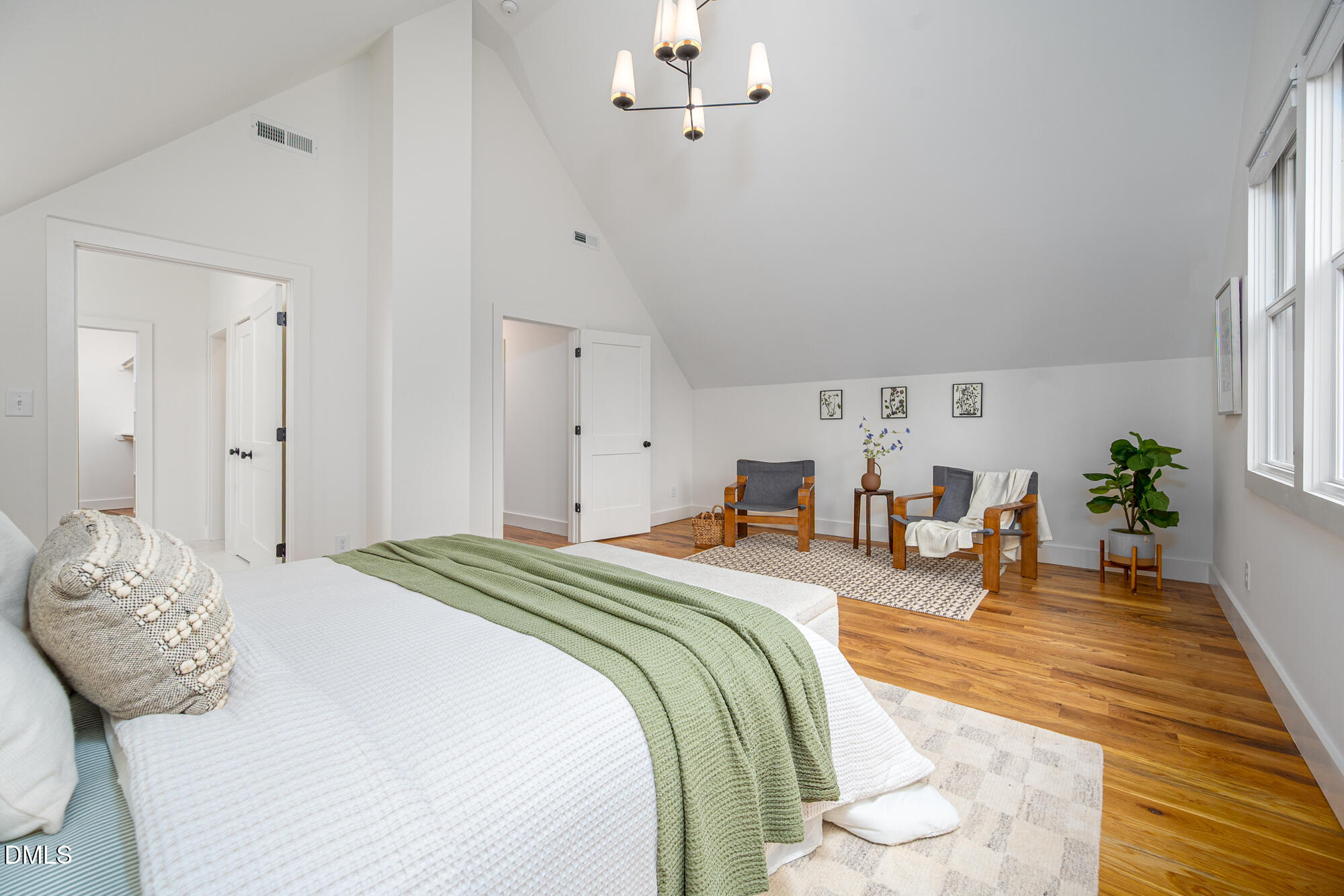 1220 Hillview Road Chapel Hill, NC 27514 - Photo 28 of 47 1220Hillview-38