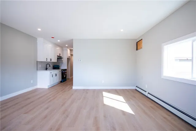 $1,550 | 735 Broadway, Unit 1, Pawtucket, RI 02861