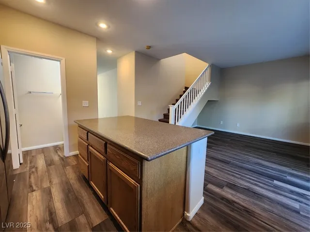 $1,830 | 9409 Crimson Sky Street, Las Vegas, NV 89178