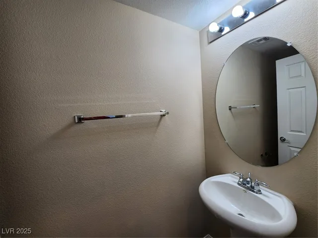 $1,830 | 9409 Crimson Sky Street, Las Vegas, NV 89178