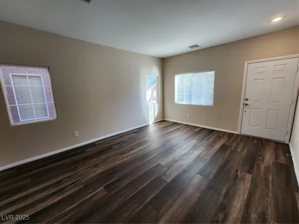$1,830 | 9409 Crimson Sky Street, Las Vegas, NV 89178
