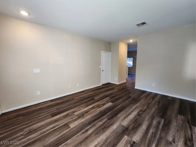 $1,830 | 9409 Crimson Sky Street, Las Vegas, NV 89178