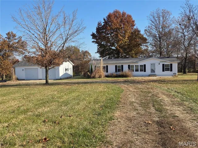 $169,900 | 698 Ridge Road, Troy, MO 63379