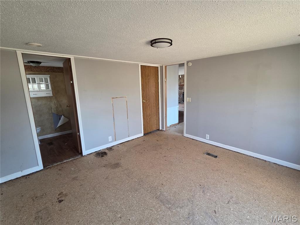 698 Ridge Road Troy, MO 63379 - Photo 15 of 26