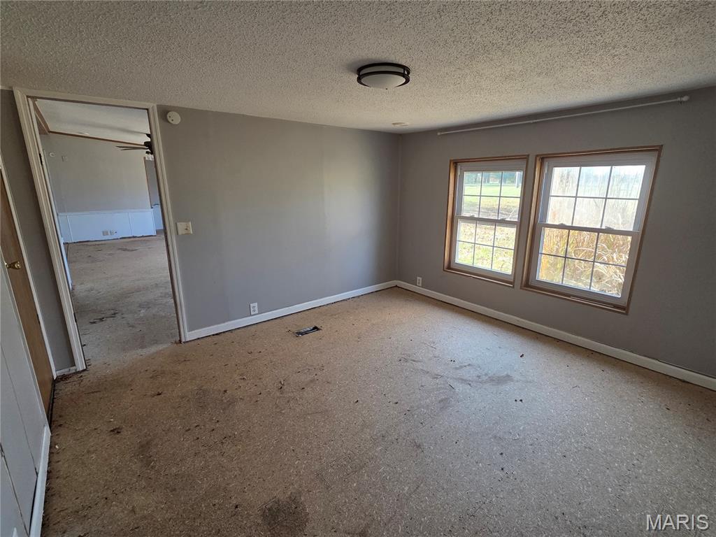 698 Ridge Road Troy, MO 63379 - Photo 16 of 26