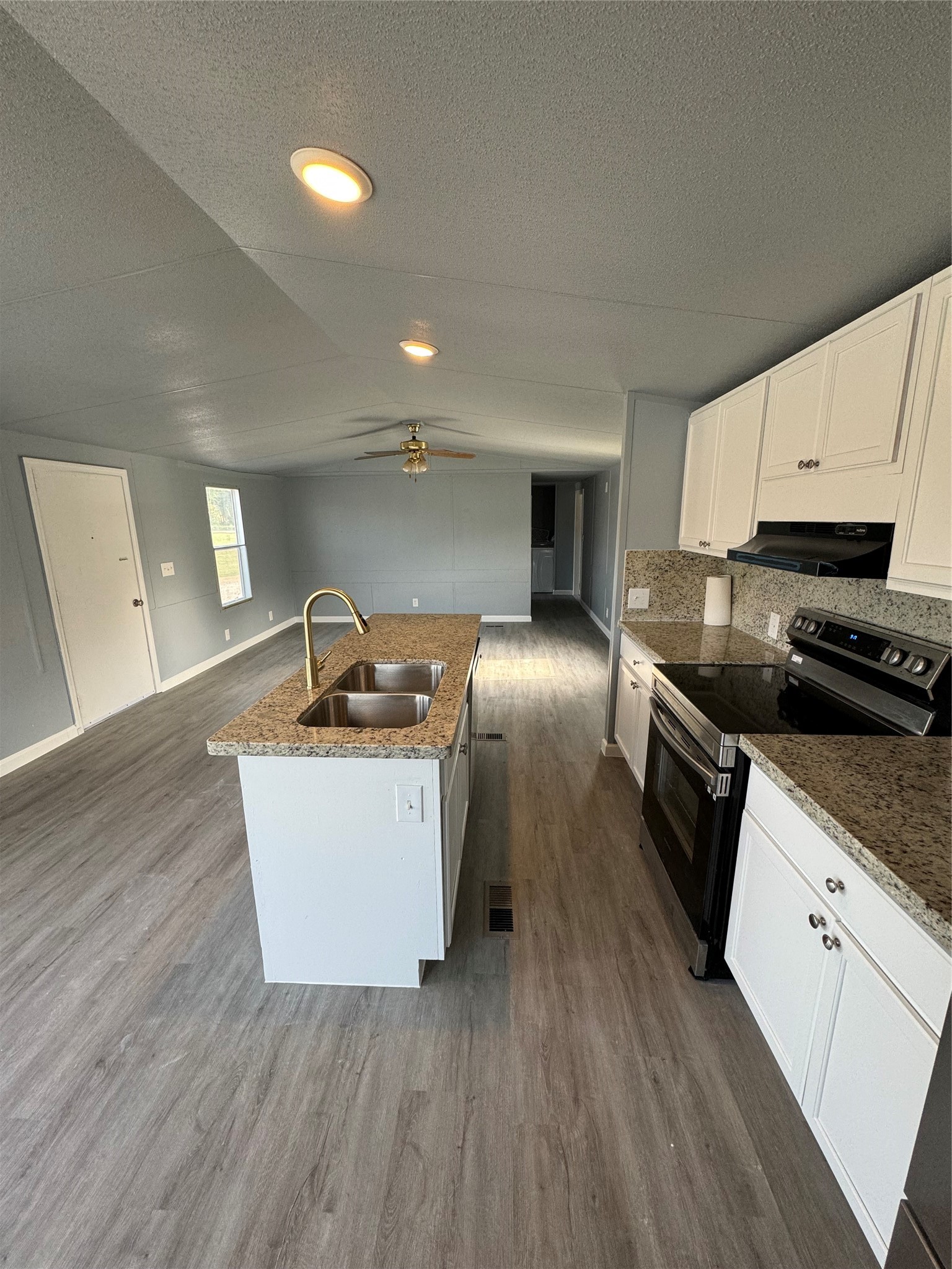 9017 Taub Road, Unit I Houston, TX 77064 - Photo 8 of 27