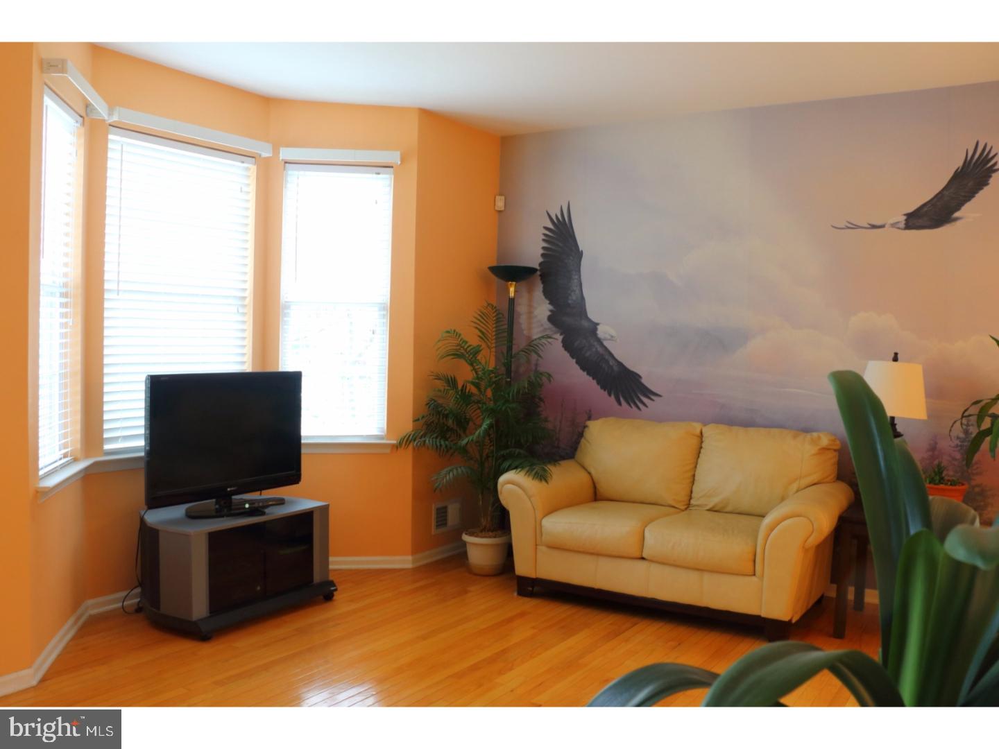 8 Potomac Road Monmouth Junction, NJ 08852 - Photo 4 of 23