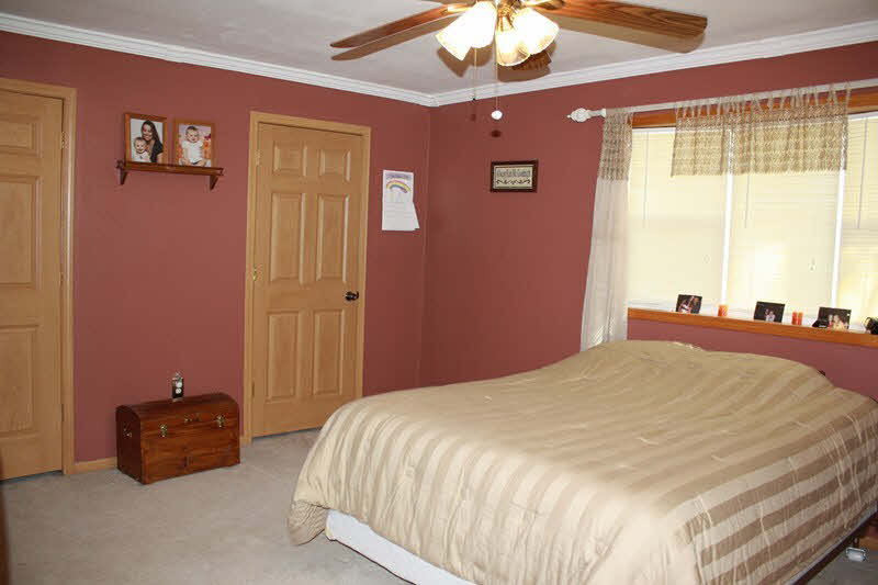 1239 Red Stripe Road Odin, IL 62870 - Photo 14 of 21