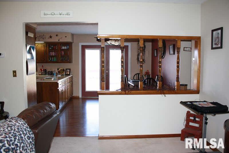 1239 Red Stripe Road Odin, IL 62870 - Photo 8 of 21