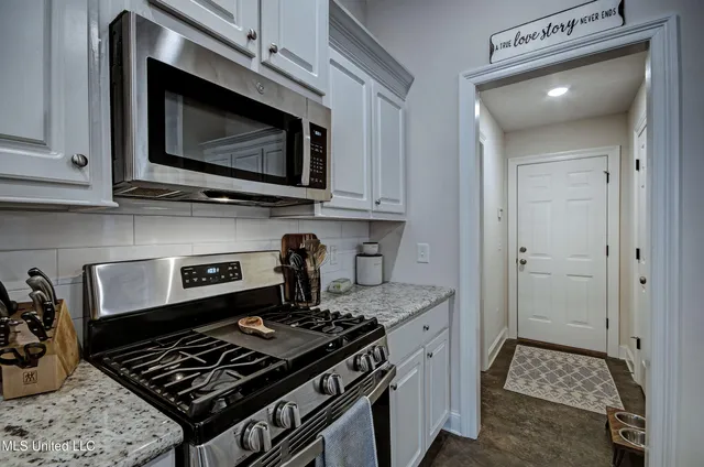 $275,000 | 247 Hemingway Circle, Canton, MS 39046