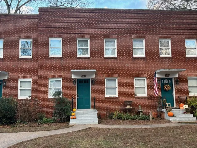 $1,450 | 625 Simmons Street, Gainesville, GA 30501