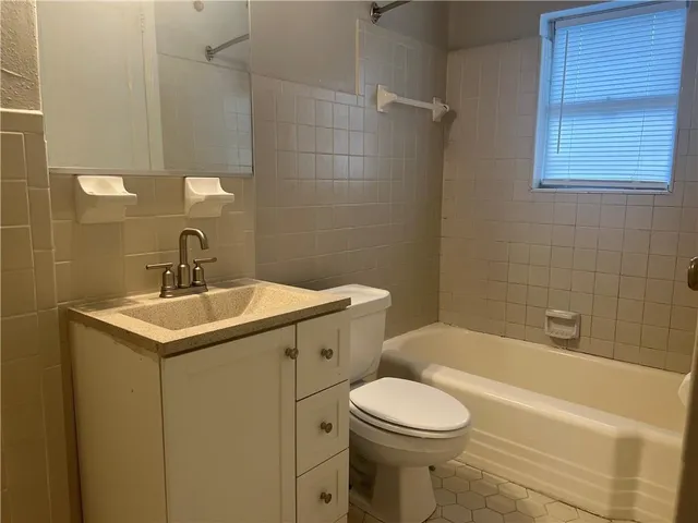 $1,450 | 625 Simmons Street, Gainesville, GA 30501