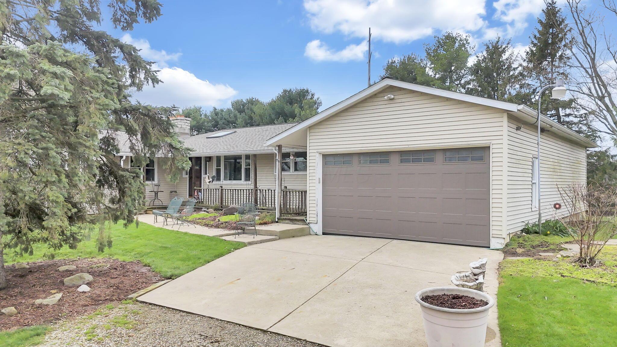 11138 York Road Southwest Baltimore, OH 43105 - Photo 72 of 83 82-web-or-mls-DJI_20260328011041_0001_D
