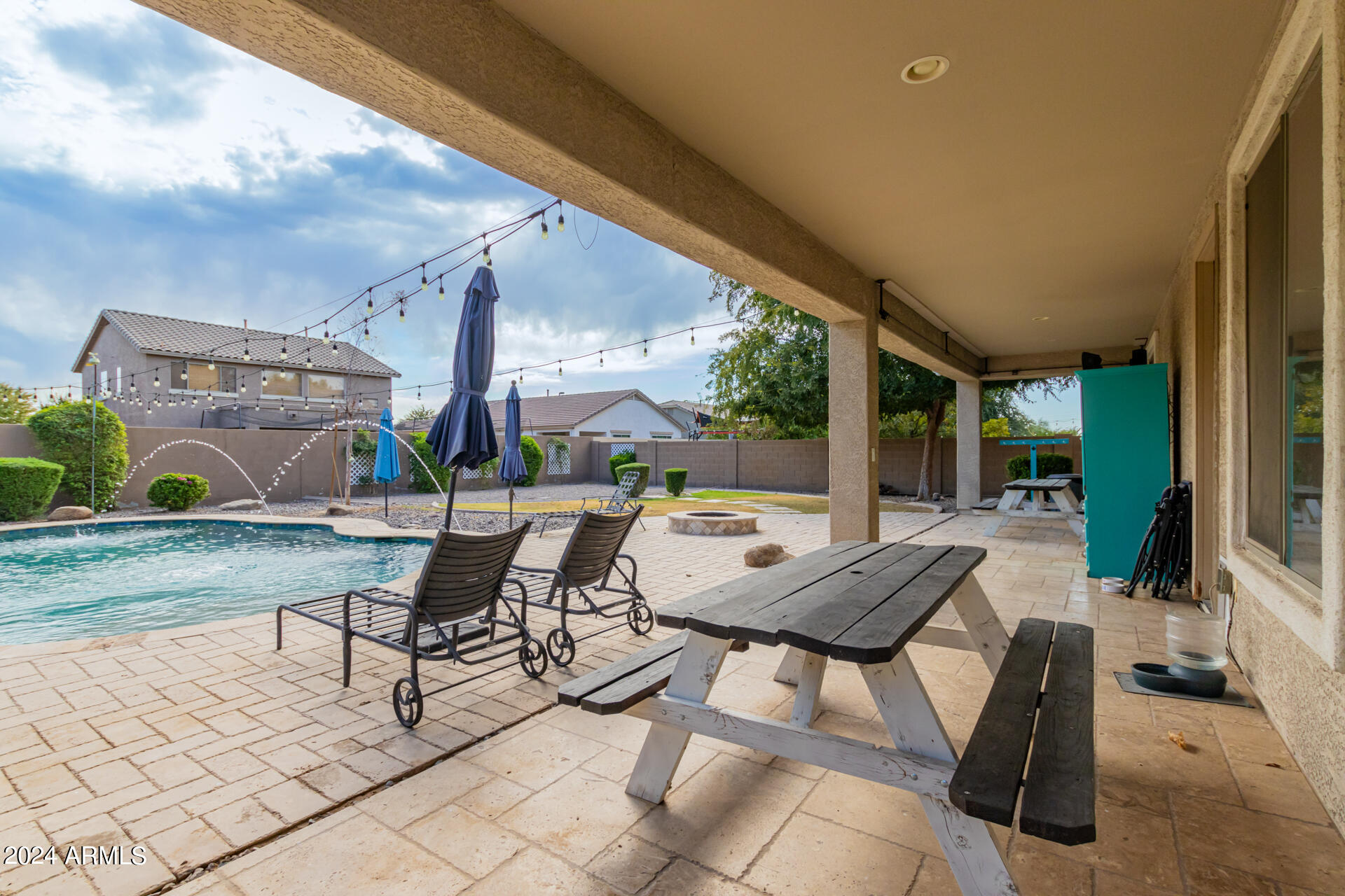 3353 East Blue Ridge Way Gilbert, AZ 85298 - Photo 33 of 50 a view of outdoor space with seating