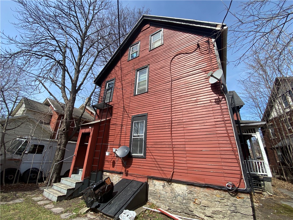 123 Griffith Street Rochester, NY 14607 - Photo 7 of 49